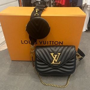 💕Louis Vuitton new wave multi pochette- GREAT CONDITION